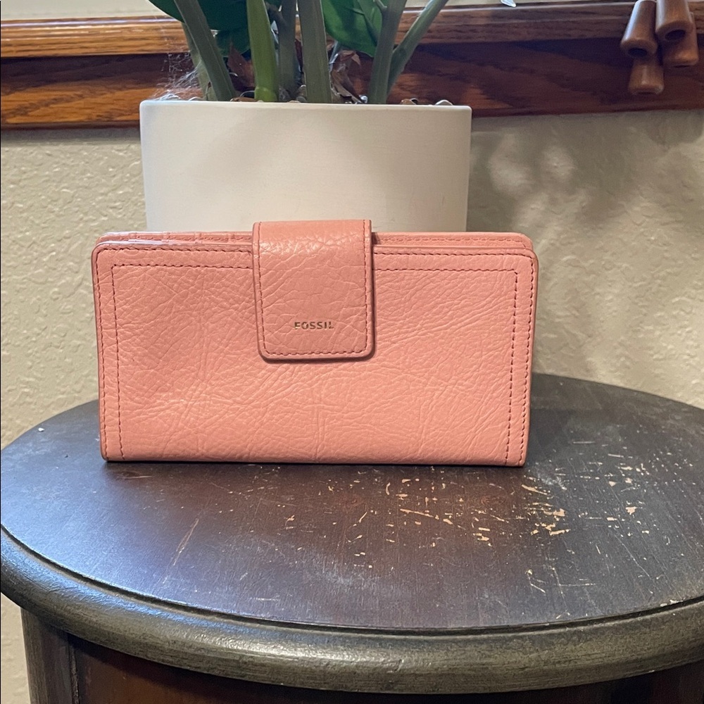 Fossil Pink Leather Wallet